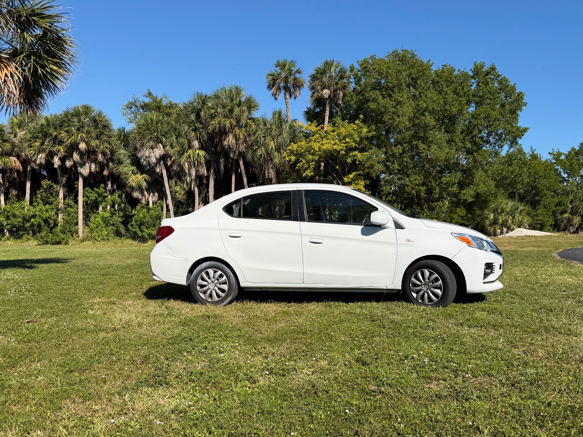 2017 MITSUBISHI Mirage G4 rental car, photo 3
