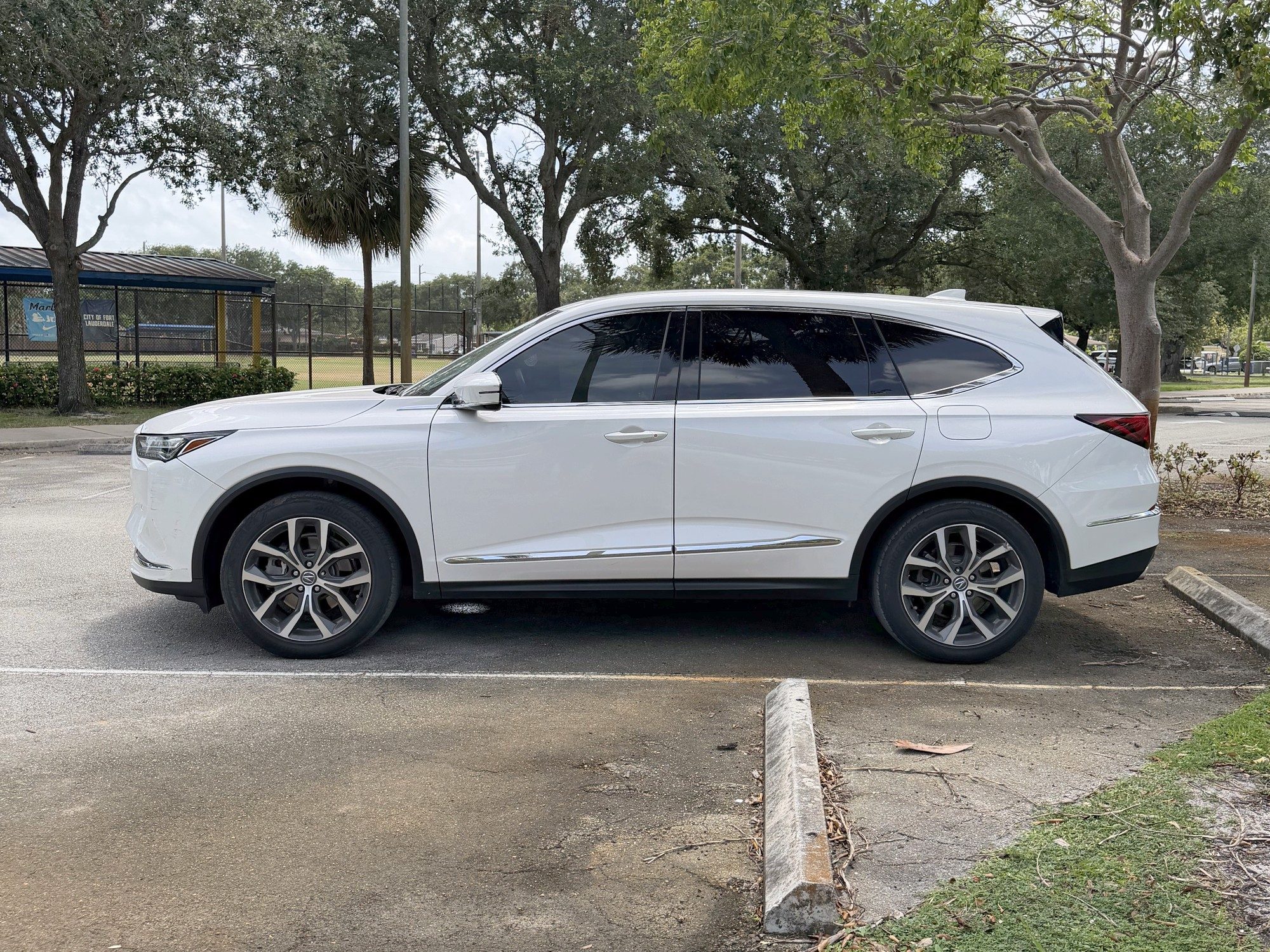 2025 Acura MDX Type S rental car, photo 3